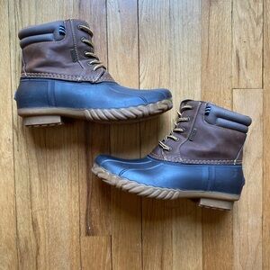 ☔️Nautica, Water Resistant Lace Up Duck Boots, Women’s Size 5/6 (run large)